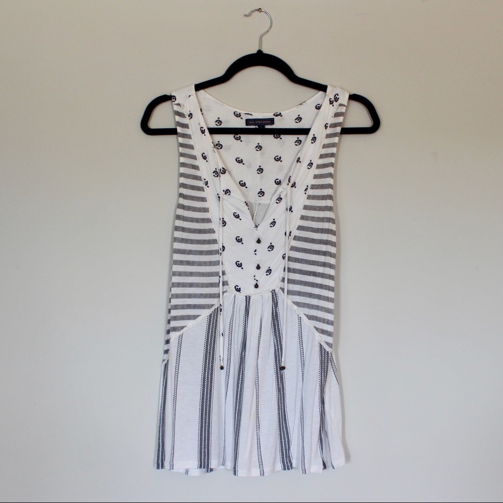 Cotton B/W Tank
